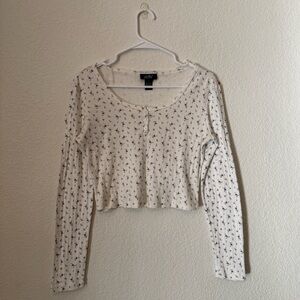 Just Polly New York Cropped Henley Top Womens L Ivory Blue Floral Ribbed